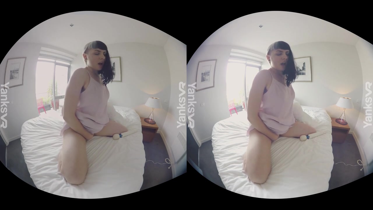 Marina's Spectacular Orgasm in Virtual Reality