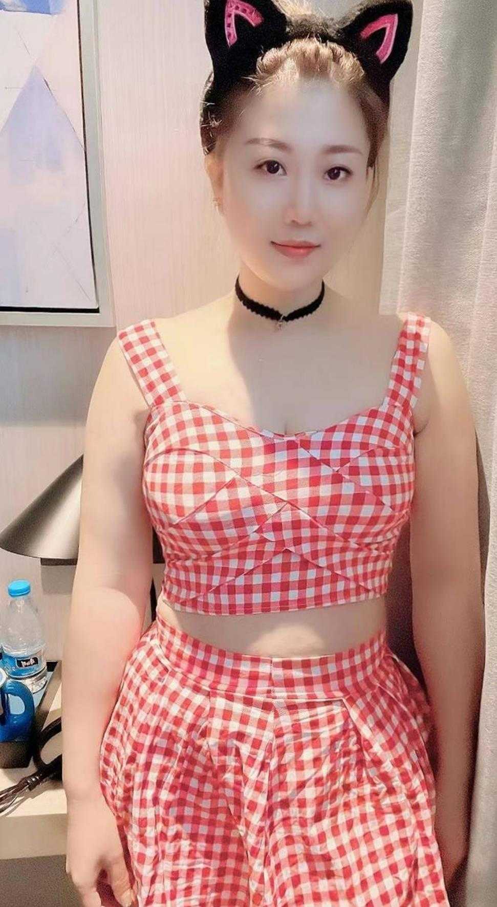 8204737.jpg 8204737.jpg